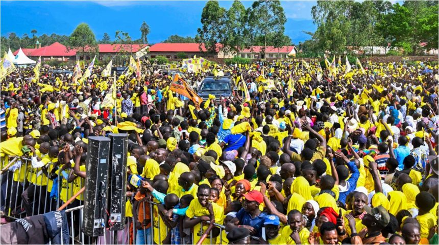 President Museveni campaigning In Sironko District
