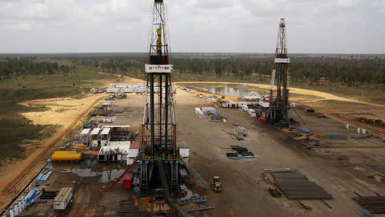 U.S Issues New Sanctions Waiver To Expand Control Over Venezuela’s Oil Sector