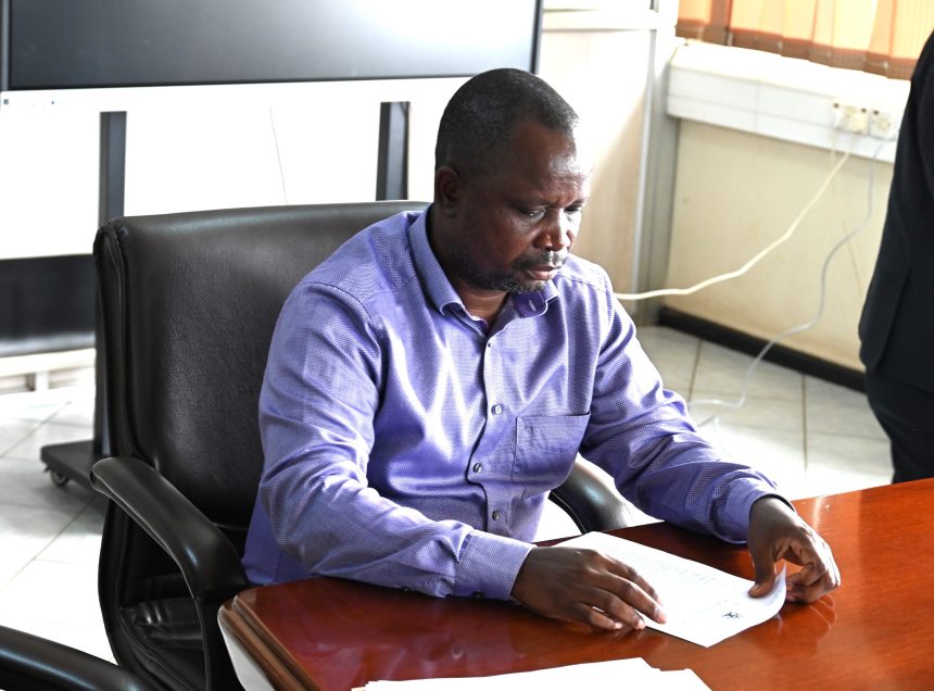 IGG Arrests Seven Parliamentary Senior Staff